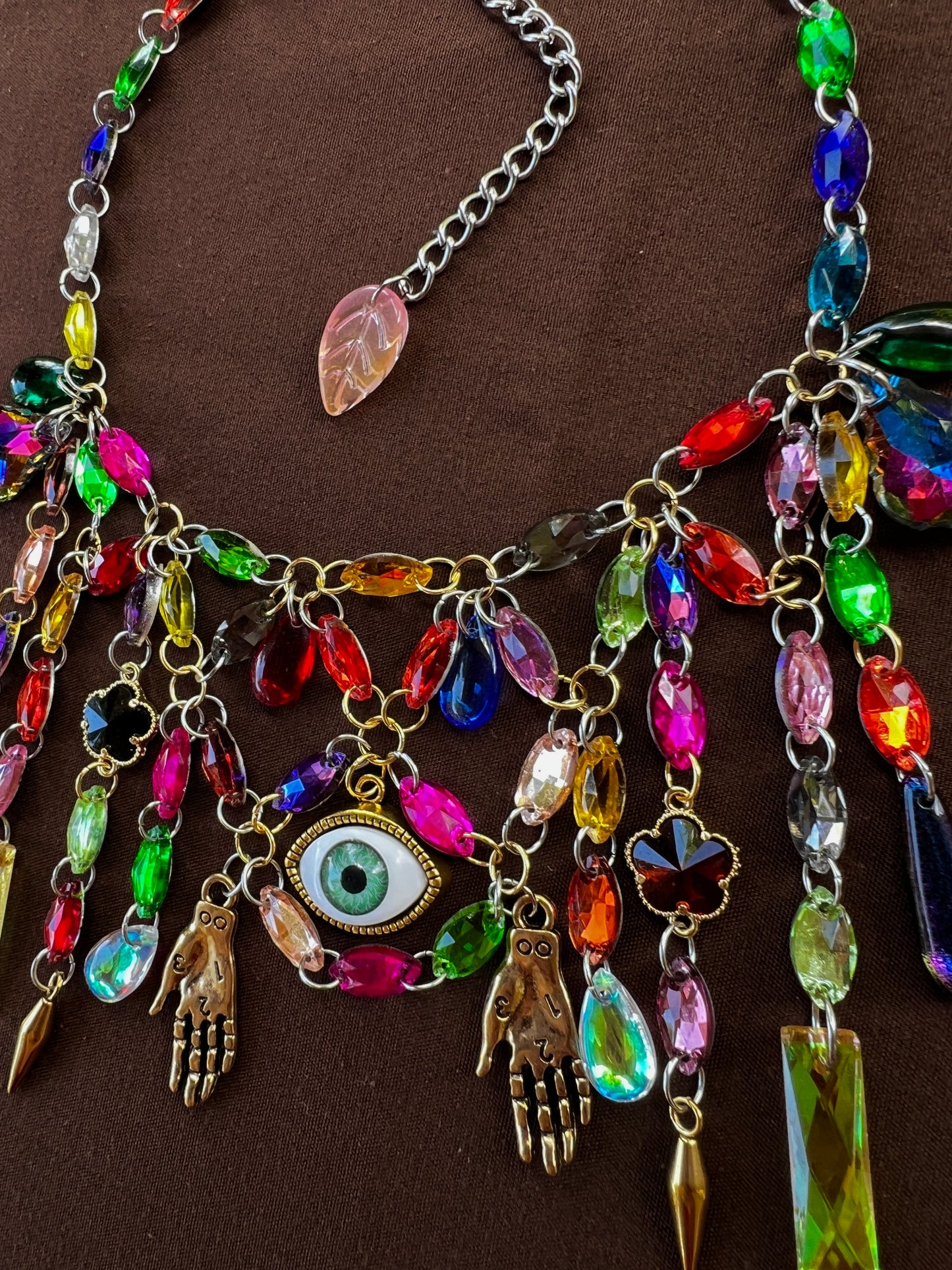Mad as a Hatter - Fantasy Chain + Earrings