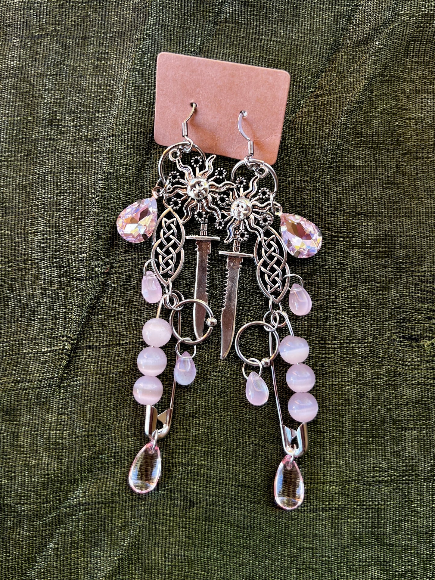 Loyal of Heart - Large Trinket Dangles