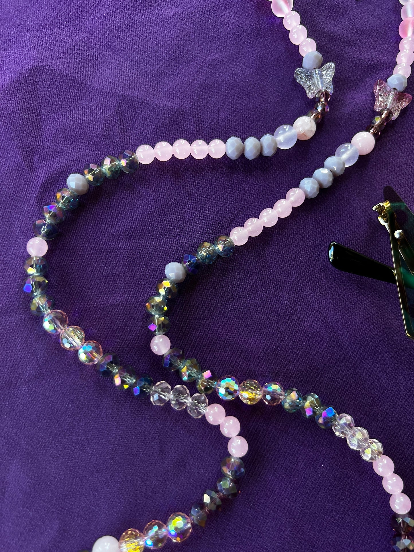 Iridescent Soul - Sunglasses + Chain Set