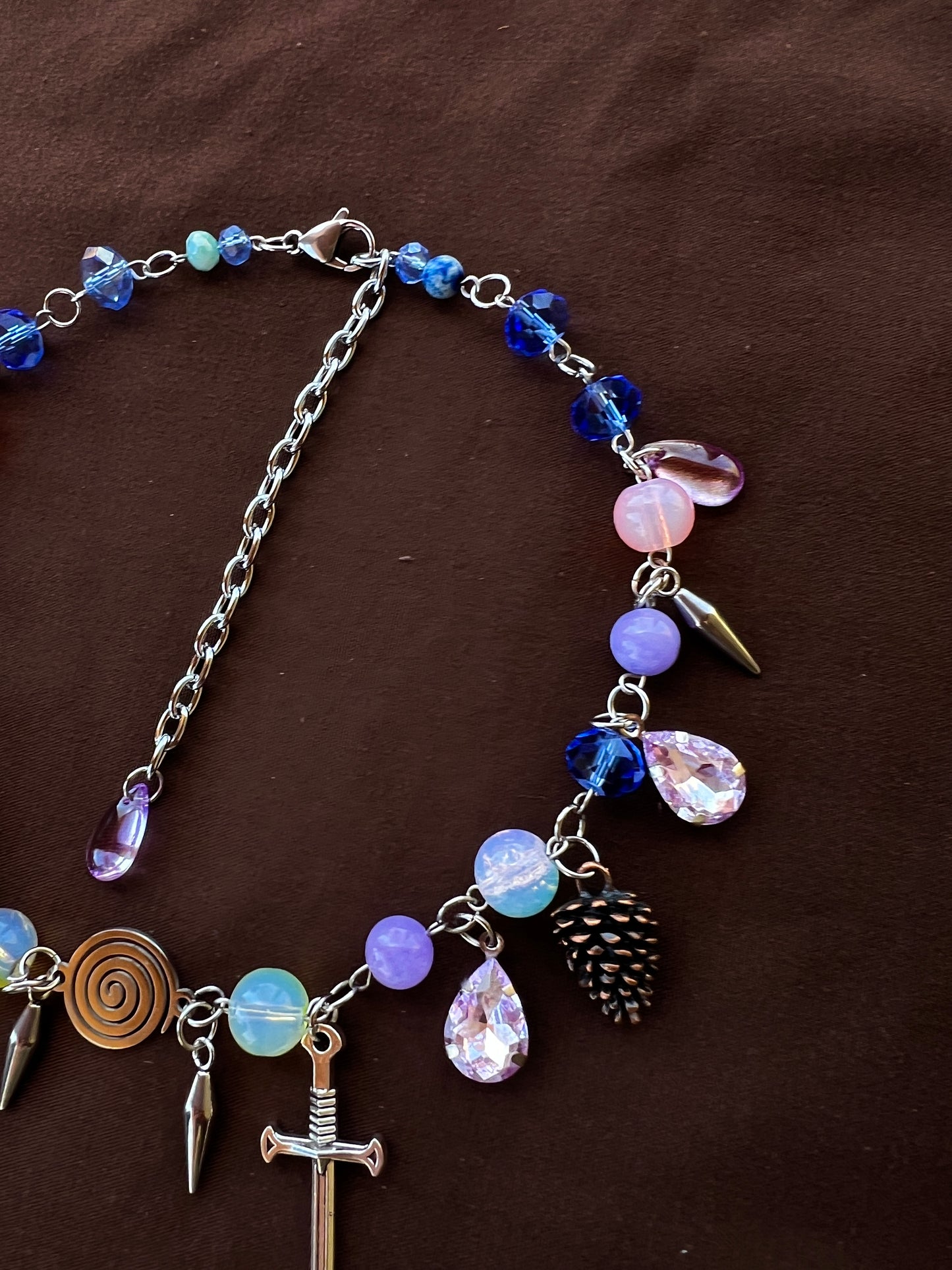 Land of Shadows - Eternal Spiral Choker + Buffalo Teeth Earrings