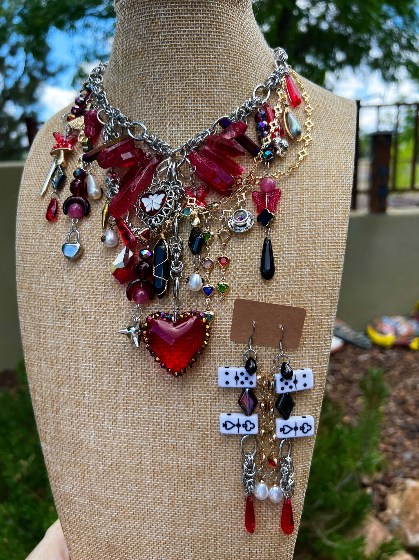 Anyone Can Betray Anyone 3 Piece Set - Fantasy Chain + Wristlet + Earrings