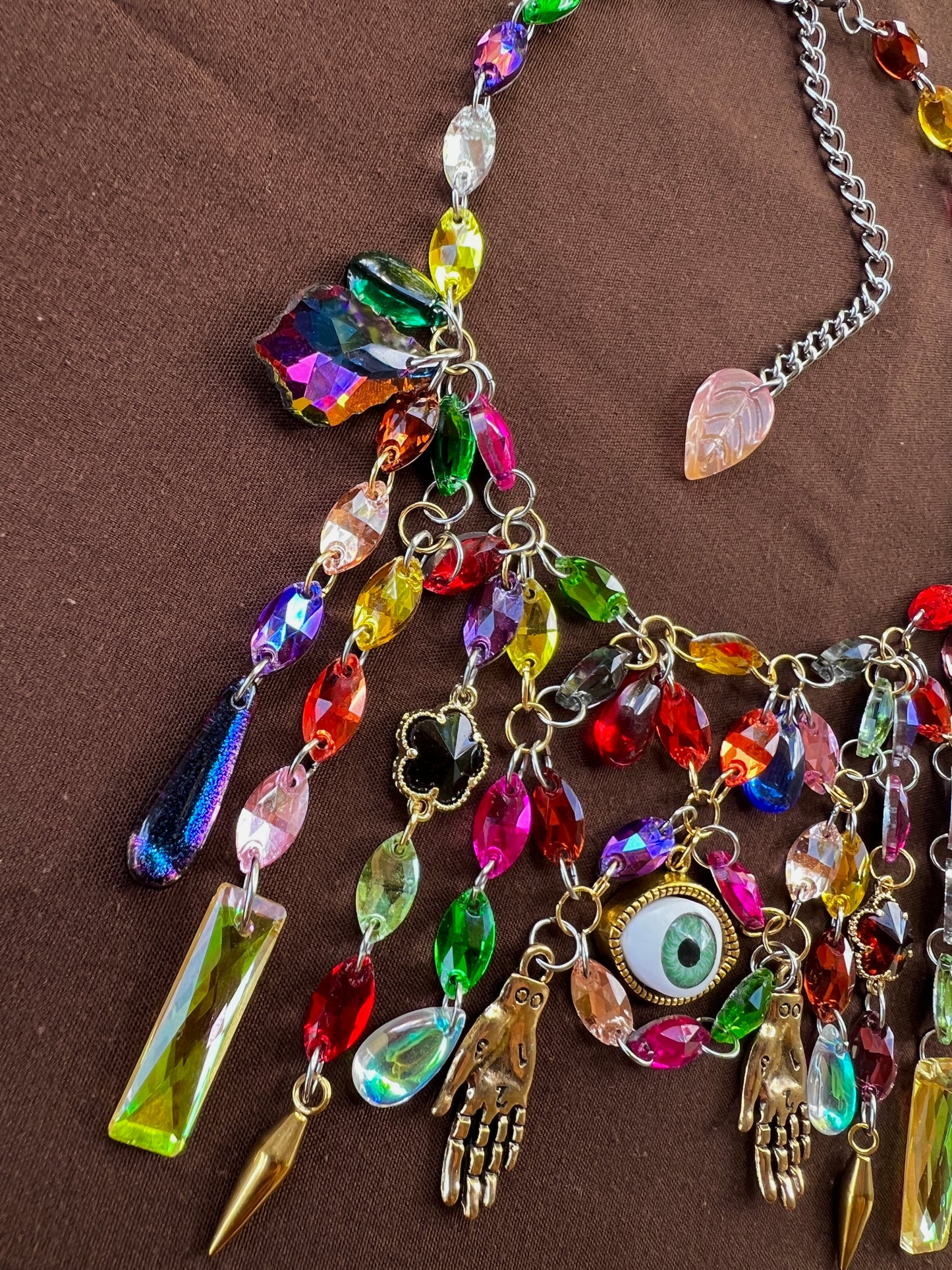 Mad as a Hatter - Fantasy Chain + Earrings