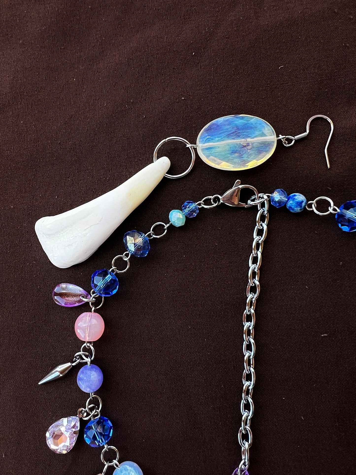 Land of Shadows - Eternal Spiral Choker + Buffalo Teeth Earrings