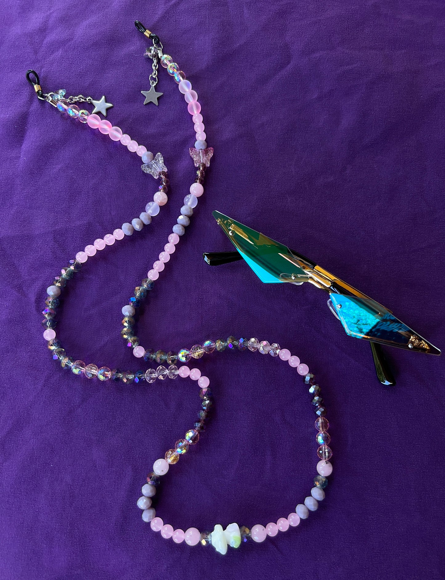 Iridescent Soul - Sunglasses + Chain Set
