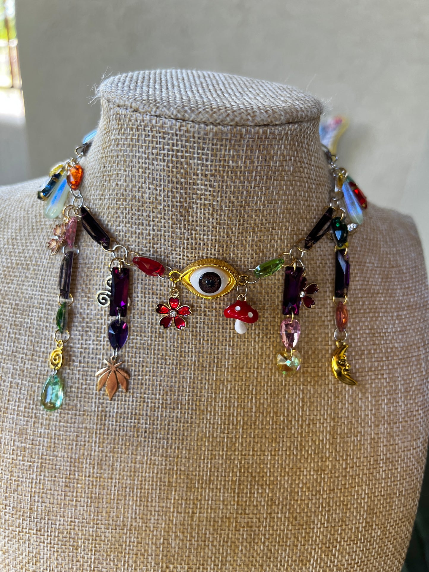Under the Moon Beams - Glass Crystal Choker
