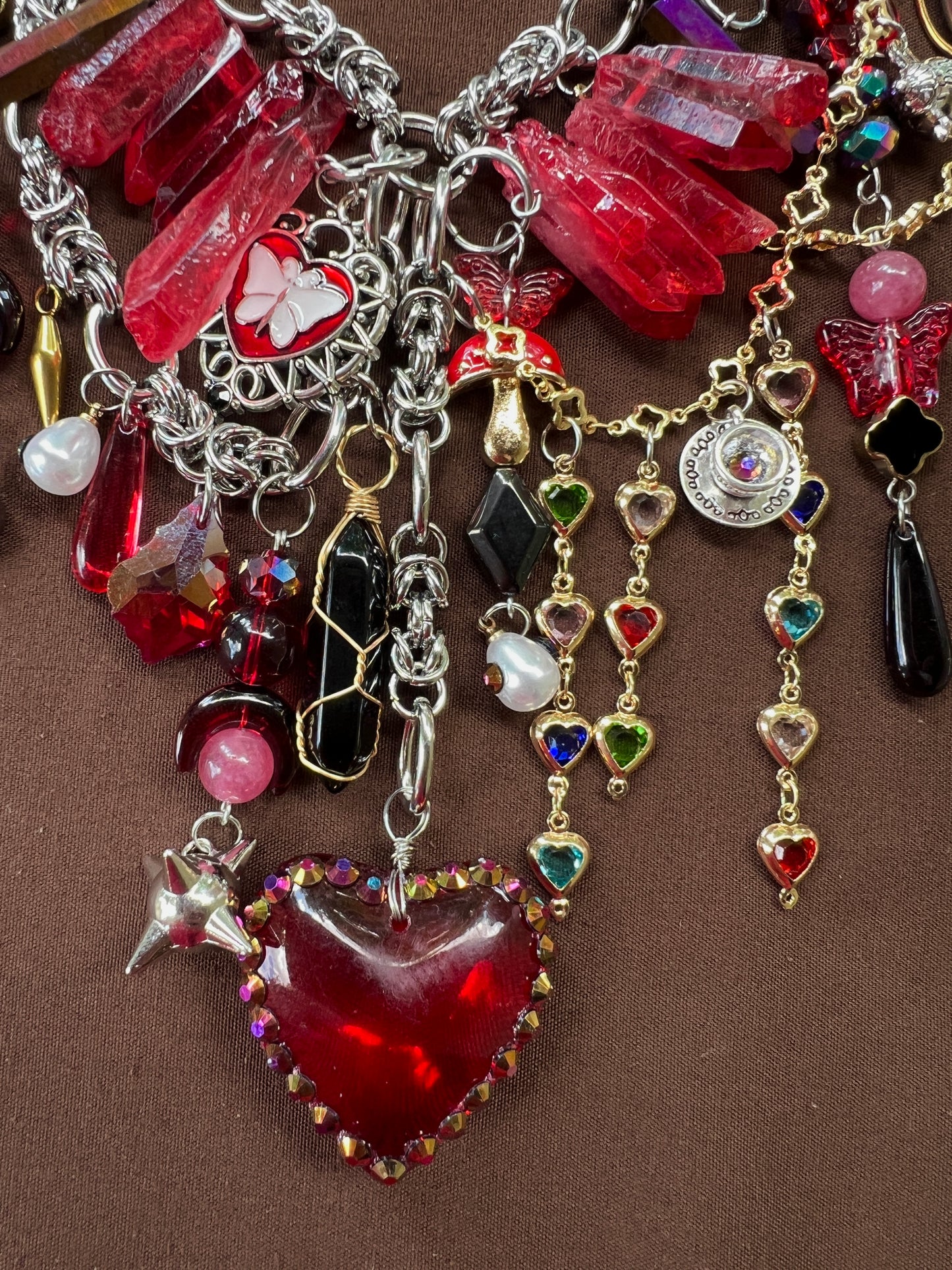 Anyone Can Betray Anyone 3 Piece Set - Fantasy Chain + Wristlet + Earrings