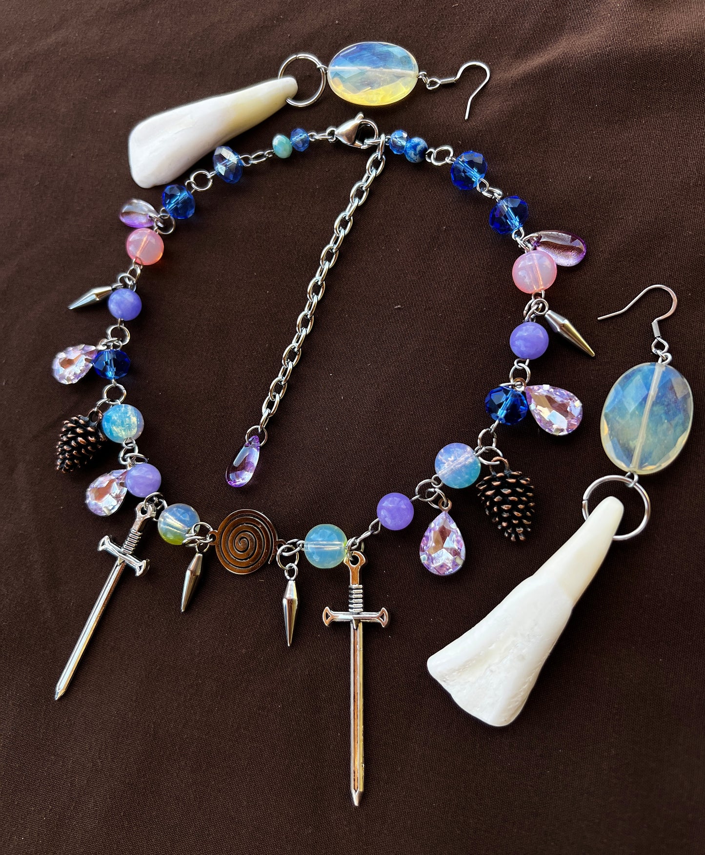 Land of Shadows - Eternal Spiral Choker + Buffalo Teeth Earrings