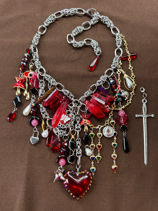 Anyone Can Betray Anyone 3 Piece Set - Fantasy Chain + Wristlet + Earrings