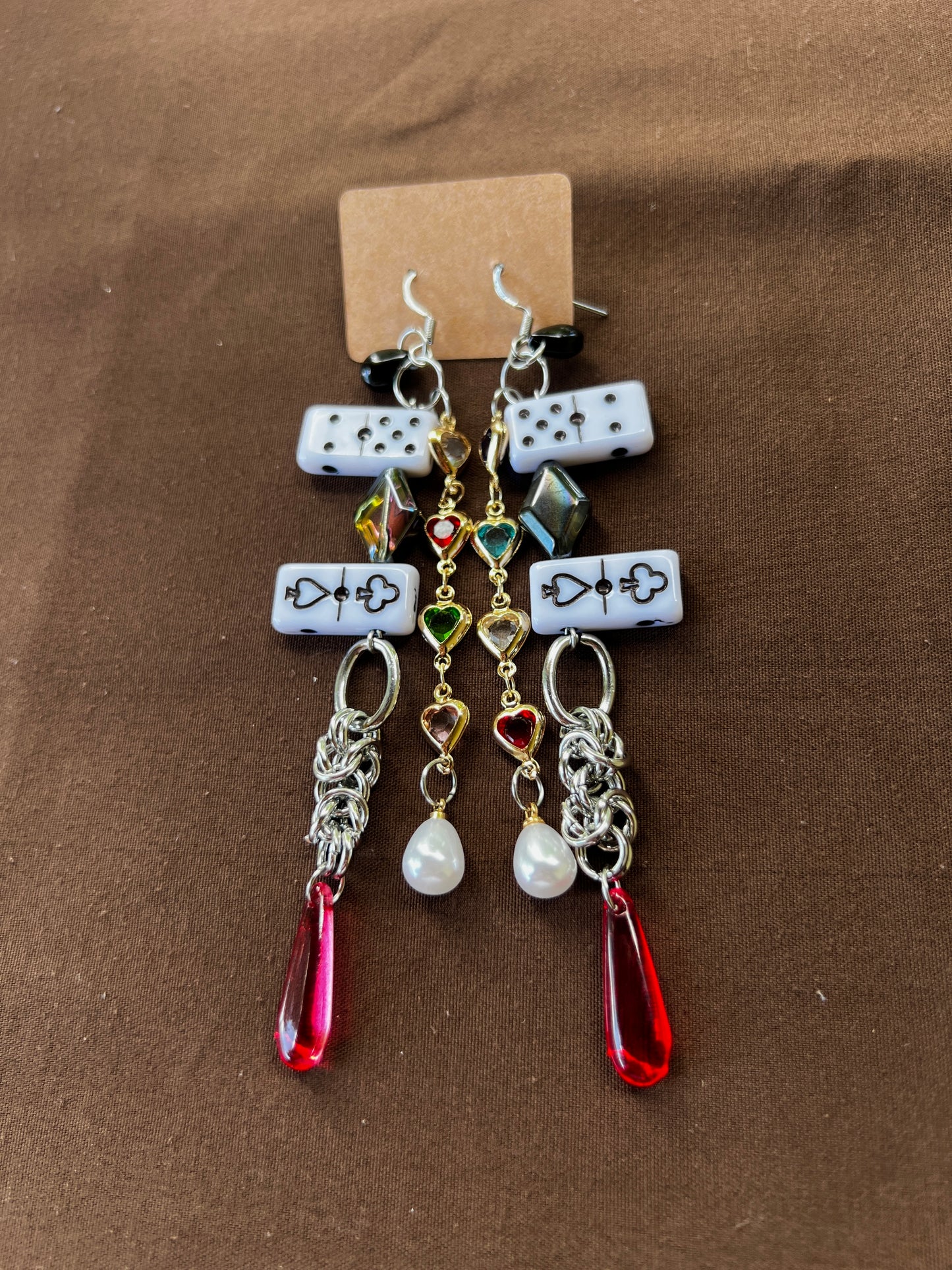 Anyone Can Betray Anyone 3 Piece Set - Fantasy Chain + Wristlet + Earrings