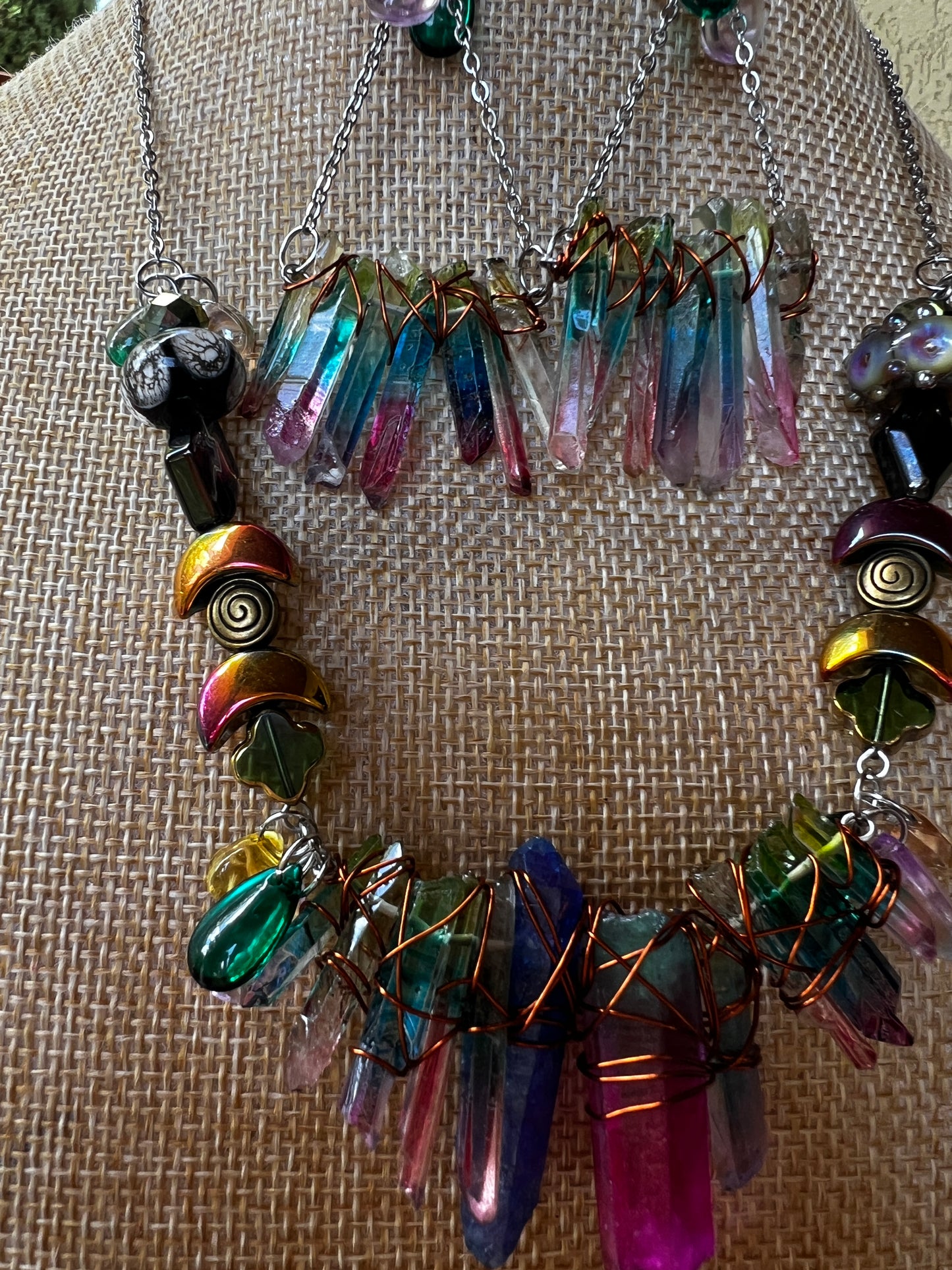 Cheshire - Fantasy Chain + Earrings