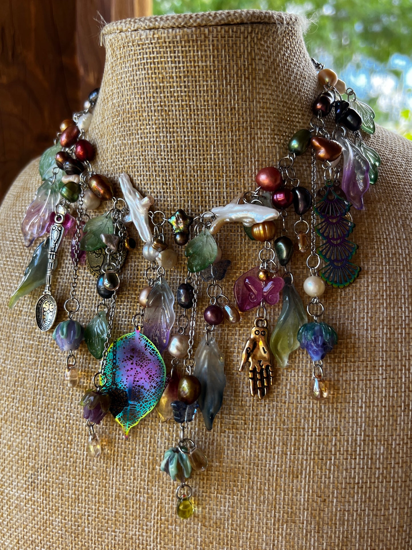 Tulgey Wood - Fantasy Chain + Earrings
